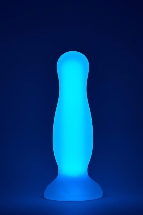 RADIANT SOFT SILICONE GLOW IN THE DARK PLUG MEDIUM PURPLE Dream Toys